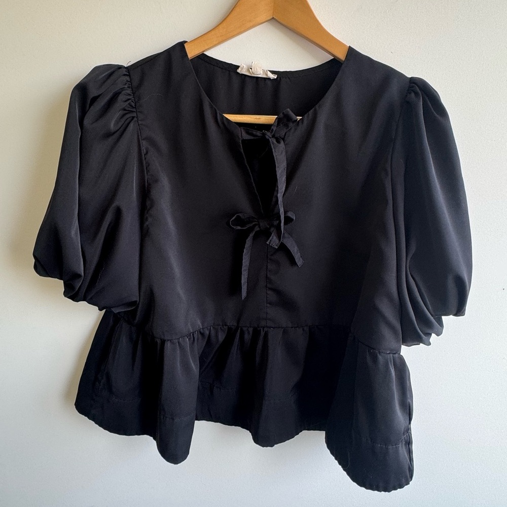 Entro Black Puff Sleeve Blouse